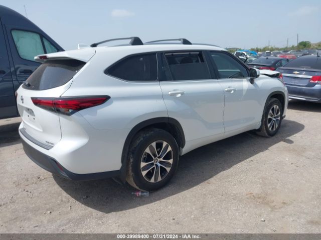 Photo 3 VIN: 5TDKDRBH7PS015980 - TOYOTA HIGHLANDER 