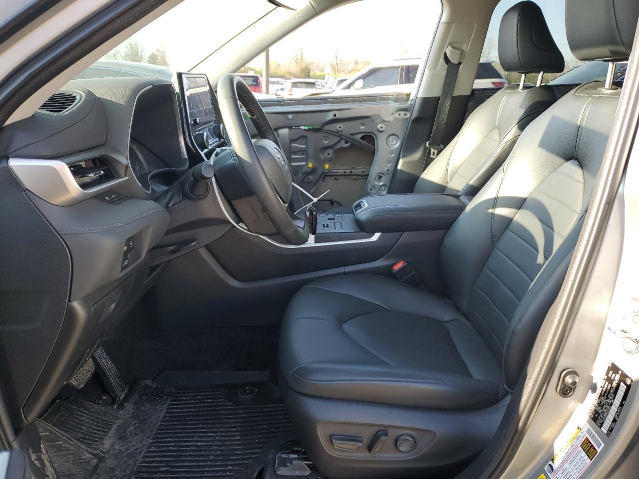 Photo 6 VIN: 5TDKDRBH7PS022878 - TOYOTA HIGHLANDER 