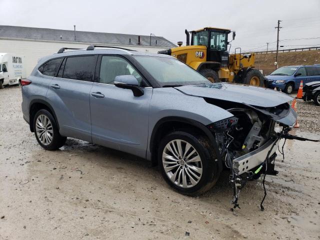 Photo 3 VIN: 5TDKDRBH9PS004687 - TOYOTA HIGHLANDER 