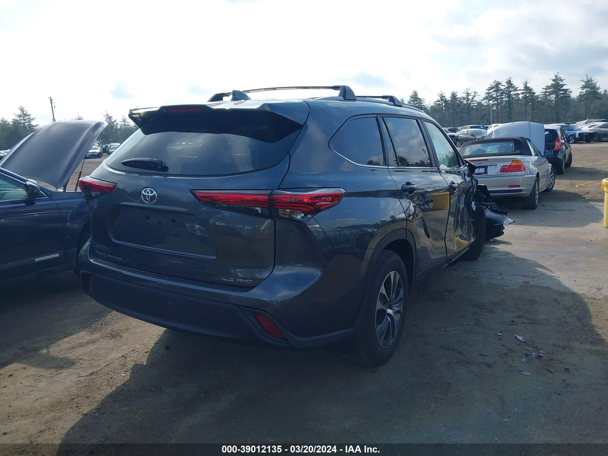 Photo 3 VIN: 5TDKDRBHXPS524106 - TOYOTA HIGHLANDER 