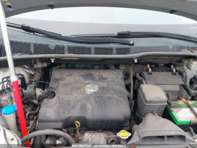 Photo 9 VIN: 5TDKK3DC0BS004610 - TOYOTA SIENNA 