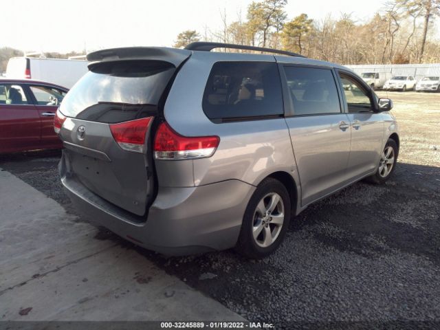 Photo 3 VIN: 5TDKK3DC0BS029202 - TOYOTA SIENNA 