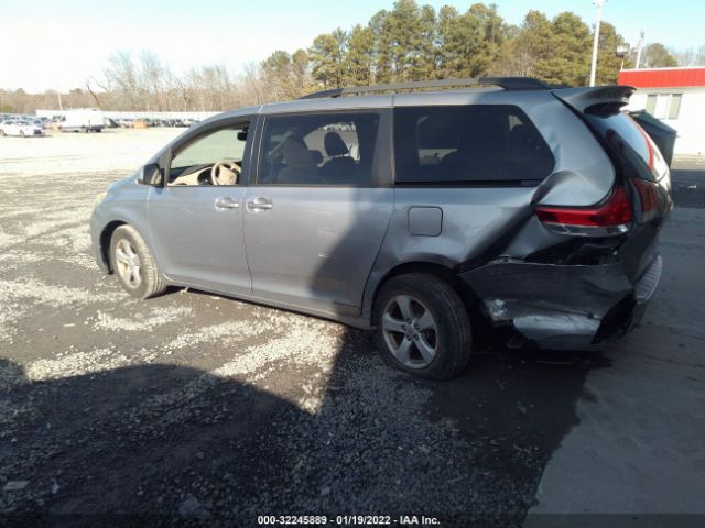 Photo 5 VIN: 5TDKK3DC0BS029202 - TOYOTA SIENNA 