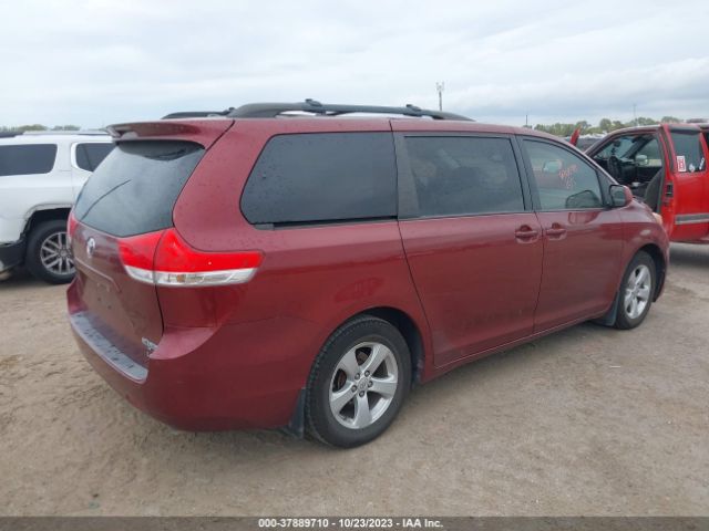 Photo 3 VIN: 5TDKK3DC0BS031435 - TOYOTA SIENNA 