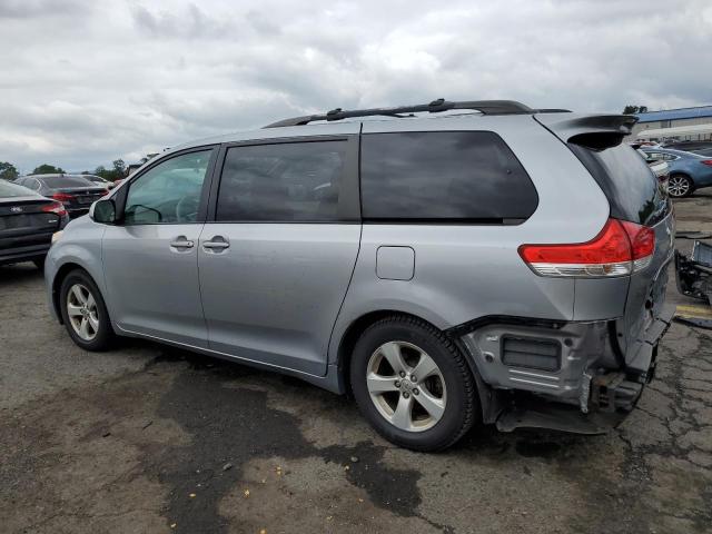 Photo 1 VIN: 5TDKK3DC0BS064905 - TOYOTA SIENNA LE 