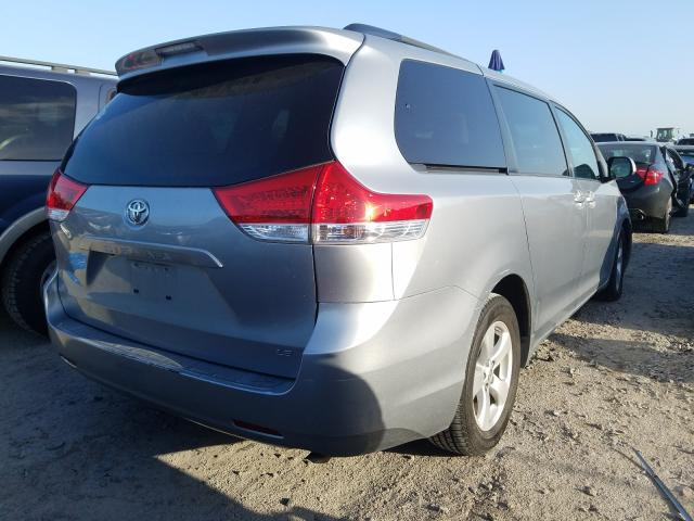 Photo 3 VIN: 5TDKK3DC0BS075872 - TOYOTA SIENNA LE 