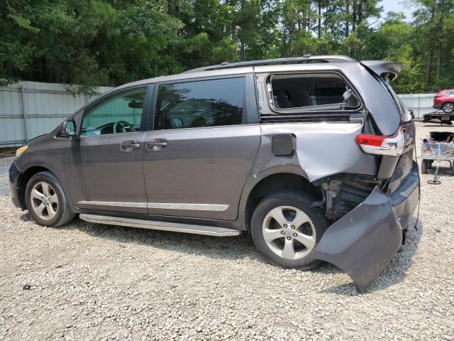 Photo 1 VIN: 5TDKK3DC0BS090923 - TOYOTA SIENNA LE 