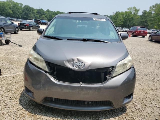 Photo 4 VIN: 5TDKK3DC0BS090923 - TOYOTA SIENNA LE 