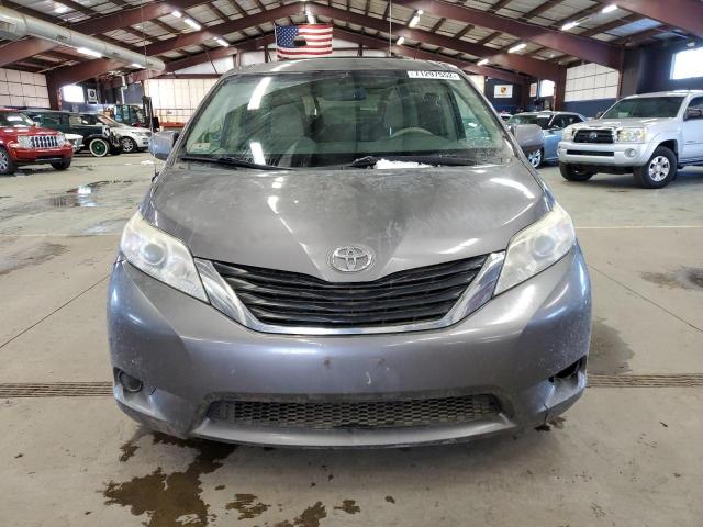 Photo 4 VIN: 5TDKK3DC0BS096690 - TOYOTA SIENNA LE 