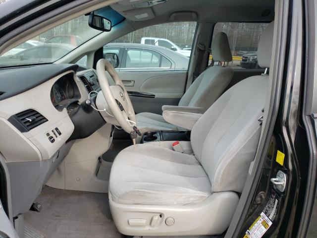 Photo 6 VIN: 5TDKK3DC0BS098312 - TOYOTA SIENNA LE 