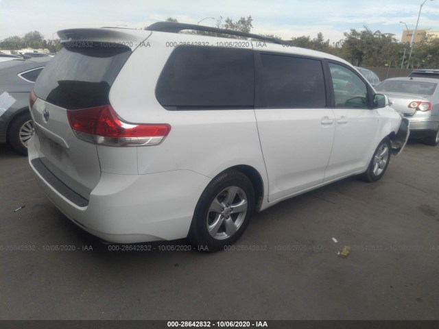 Photo 3 VIN: 5TDKK3DC0BS106456 - TOYOTA SIENNA 