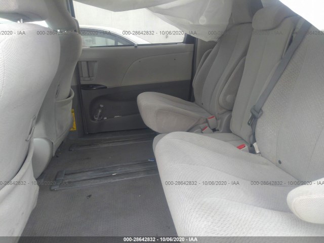 Photo 7 VIN: 5TDKK3DC0BS106456 - TOYOTA SIENNA 