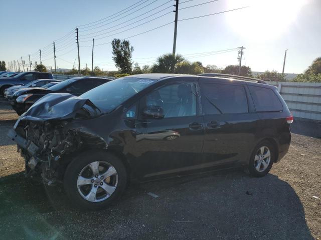 Photo 0 VIN: 5TDKK3DC0BS112144 - TOYOTA SIENNA LE 