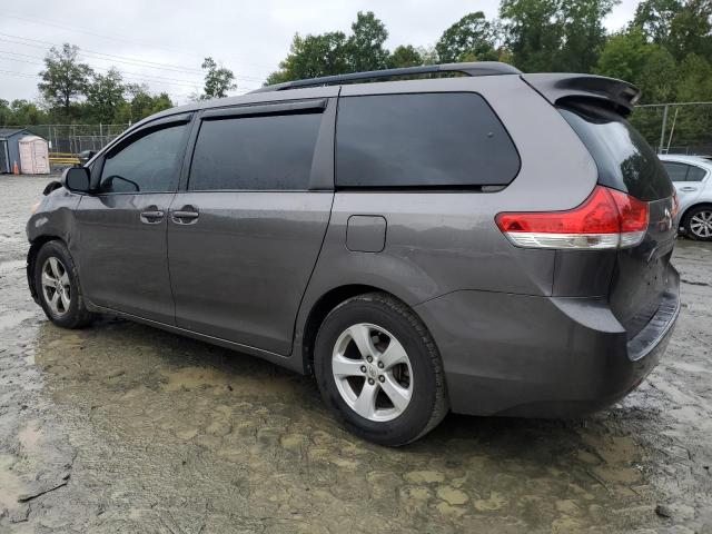 Photo 1 VIN: 5TDKK3DC0BS128148 - TOYOTA SIENNA LE 