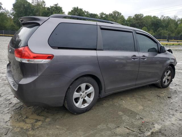 Photo 2 VIN: 5TDKK3DC0BS128148 - TOYOTA SIENNA LE 