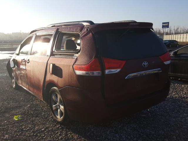 Photo 2 VIN: 5TDKK3DC0BS129770 - TOYOTA SIENNA LE 