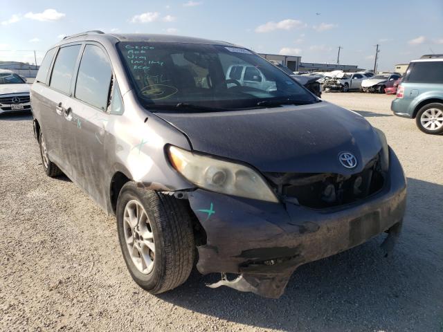 Photo 0 VIN: 5TDKK3DC0BS138047 - TOYOTA SIENNA LE 