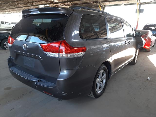 Photo 3 VIN: 5TDKK3DC0BS139330 - TOYOTA SIENNA LE 