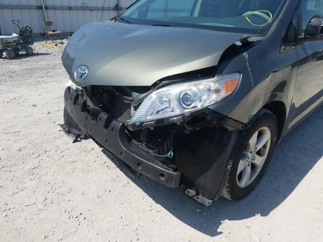 Photo 8 VIN: 5TDKK3DC0BS144690 - TOYOTA SIENNA LE 