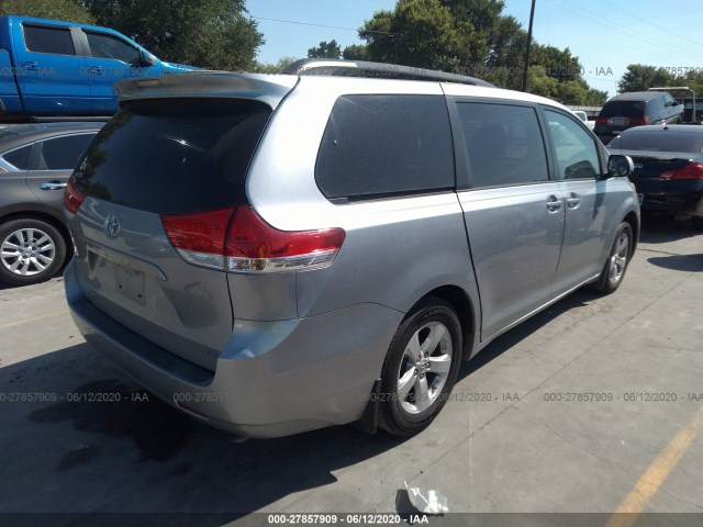 Photo 3 VIN: 5TDKK3DC0BS164177 - TOYOTA SIENNA 