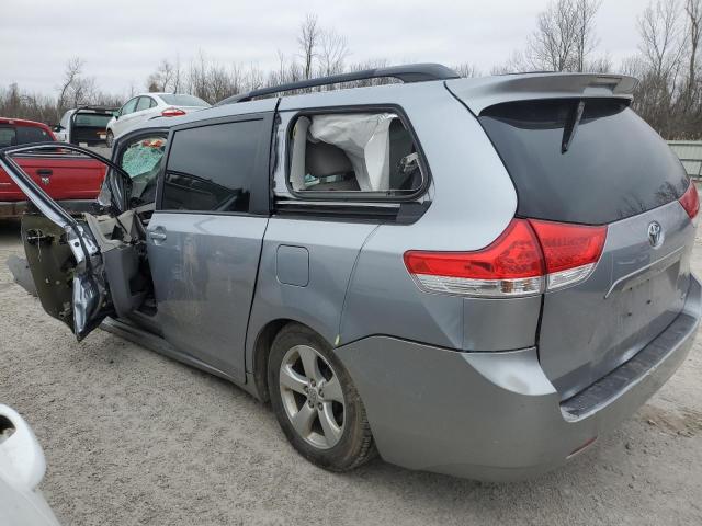 Photo 1 VIN: 5TDKK3DC0BS168696 - TOYOTA SIENNA LE 