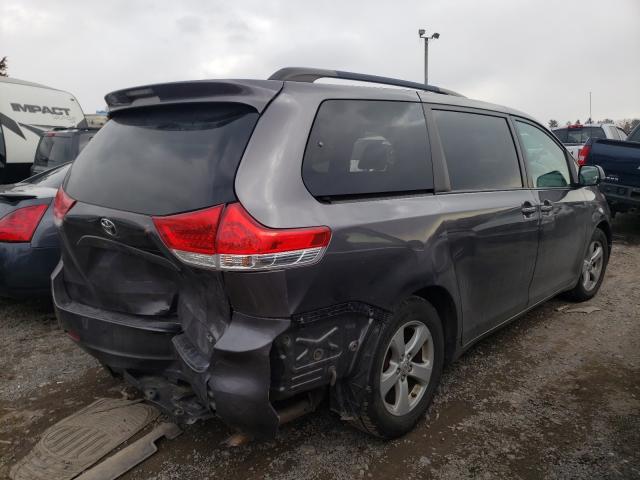 Photo 3 VIN: 5TDKK3DC0CS176475 - TOYOTA SIENNA LE 