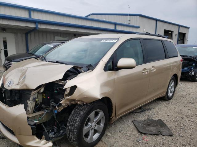 Photo 1 VIN: 5TDKK3DC0CS186732 - TOYOTA SIENNA LE 