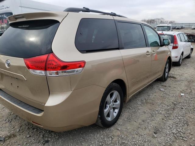 Photo 3 VIN: 5TDKK3DC0CS186732 - TOYOTA SIENNA LE 