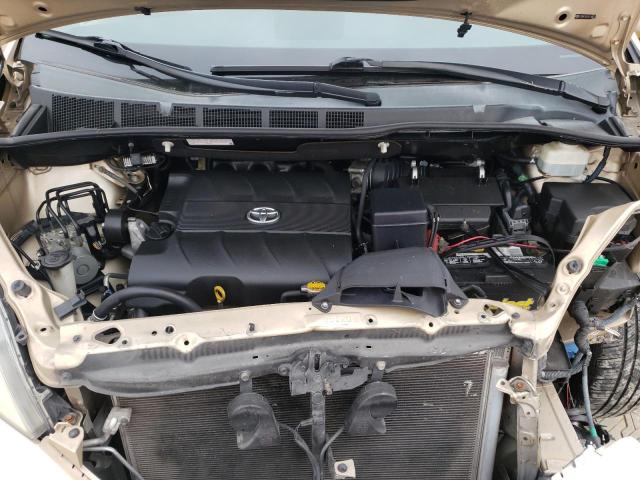 Photo 6 VIN: 5TDKK3DC0CS186732 - TOYOTA SIENNA LE 