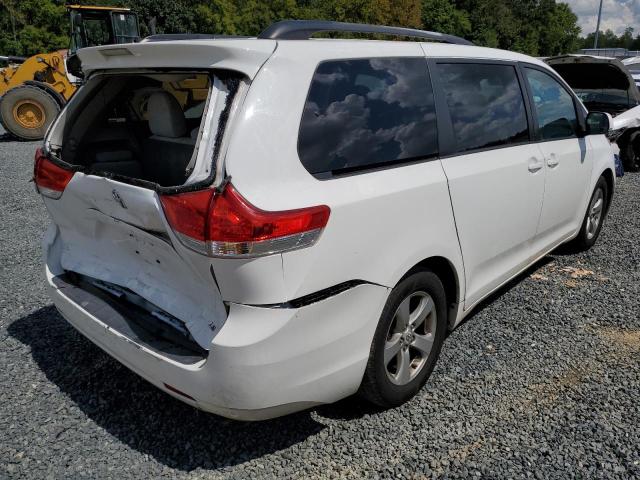 Photo 3 VIN: 5TDKK3DC0CS194085 - TOYOTA SIENNA LE 