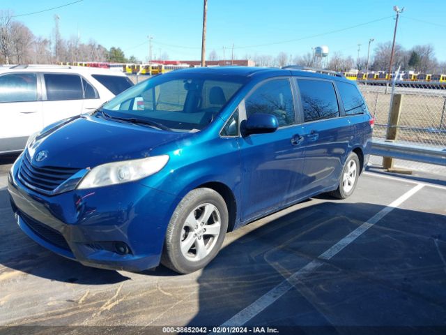 Photo 1 VIN: 5TDKK3DC0CS195284 - TOYOTA SIENNA 