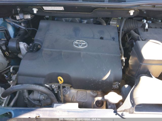 Photo 9 VIN: 5TDKK3DC0CS195284 - TOYOTA SIENNA 