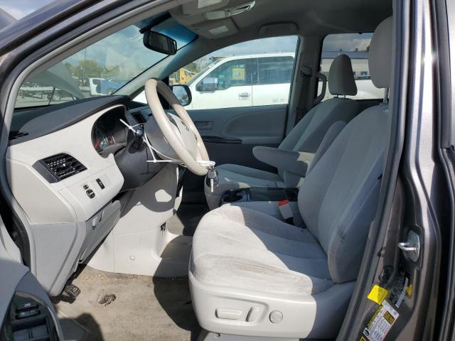 Photo 6 VIN: 5TDKK3DC0CS201262 - TOYOTA SIENNA LE 