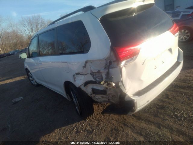 Photo 2 VIN: 5TDKK3DC0CS205120 - TOYOTA SIENNA 