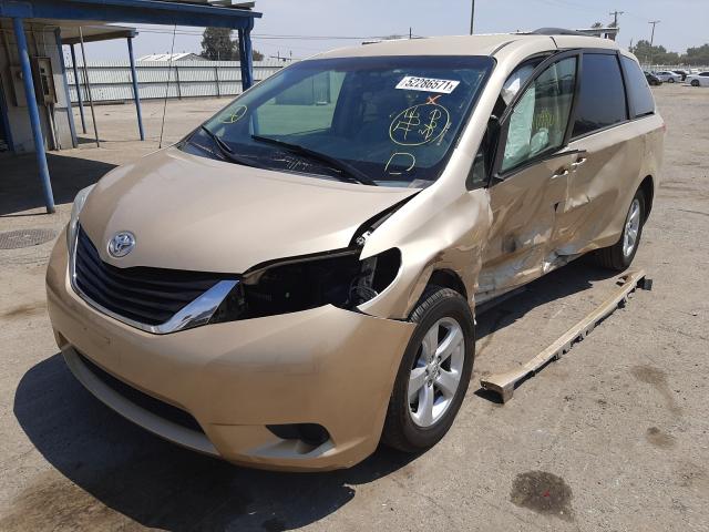 Photo 1 VIN: 5TDKK3DC0CS205229 - TOYOTA SIENNA LE 