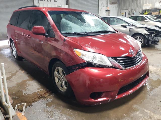 Photo 3 VIN: 5TDKK3DC0CS207286 - TOYOTA SIENNA LE 