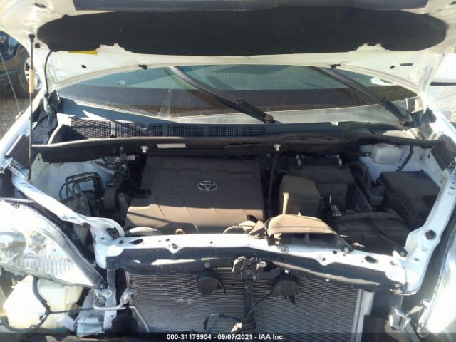 Photo 9 VIN: 5TDKK3DC0CS242958 - TOYOTA SIENNA 