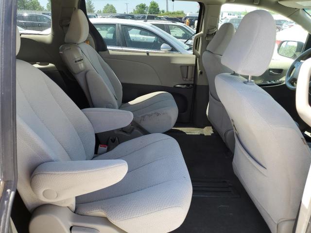 Photo 10 VIN: 5TDKK3DC0CS244807 - TOYOTA SIENNA LE 