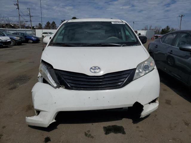 Photo 4 VIN: 5TDKK3DC0CS261266 - TOYOTA SIENNA LE 