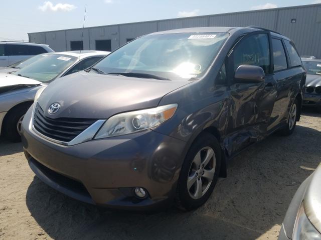 Photo 1 VIN: 5TDKK3DC0DS280112 - TOYOTA SIENNA LE 