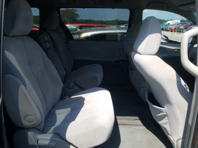 Photo 5 VIN: 5TDKK3DC0DS280112 - TOYOTA SIENNA LE 