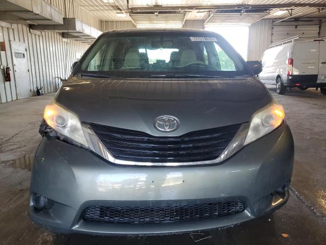 Photo 4 VIN: 5TDKK3DC0DS287416 - TOYOTA SIENNA LE 