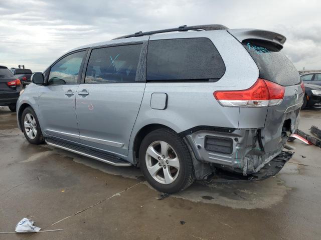 Photo 1 VIN: 5TDKK3DC0DS332290 - TOYOTA SIENNA LE 