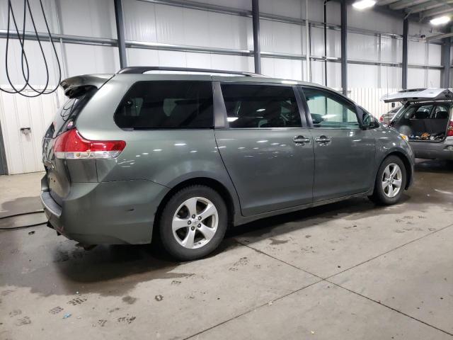 Photo 2 VIN: 5TDKK3DC0DS334119 - TOYOTA SIENNA LE 