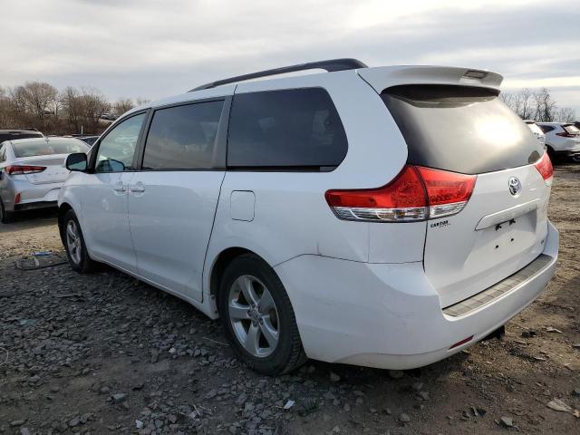 Photo 1 VIN: 5TDKK3DC0DS347131 - TOYOTA SIENNA LE 