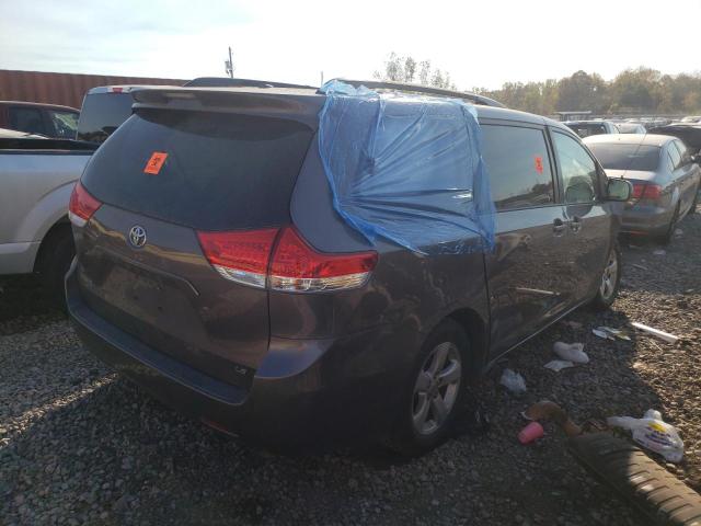 Photo 3 VIN: 5TDKK3DC0DS356511 - TOYOTA SIENNA LE 