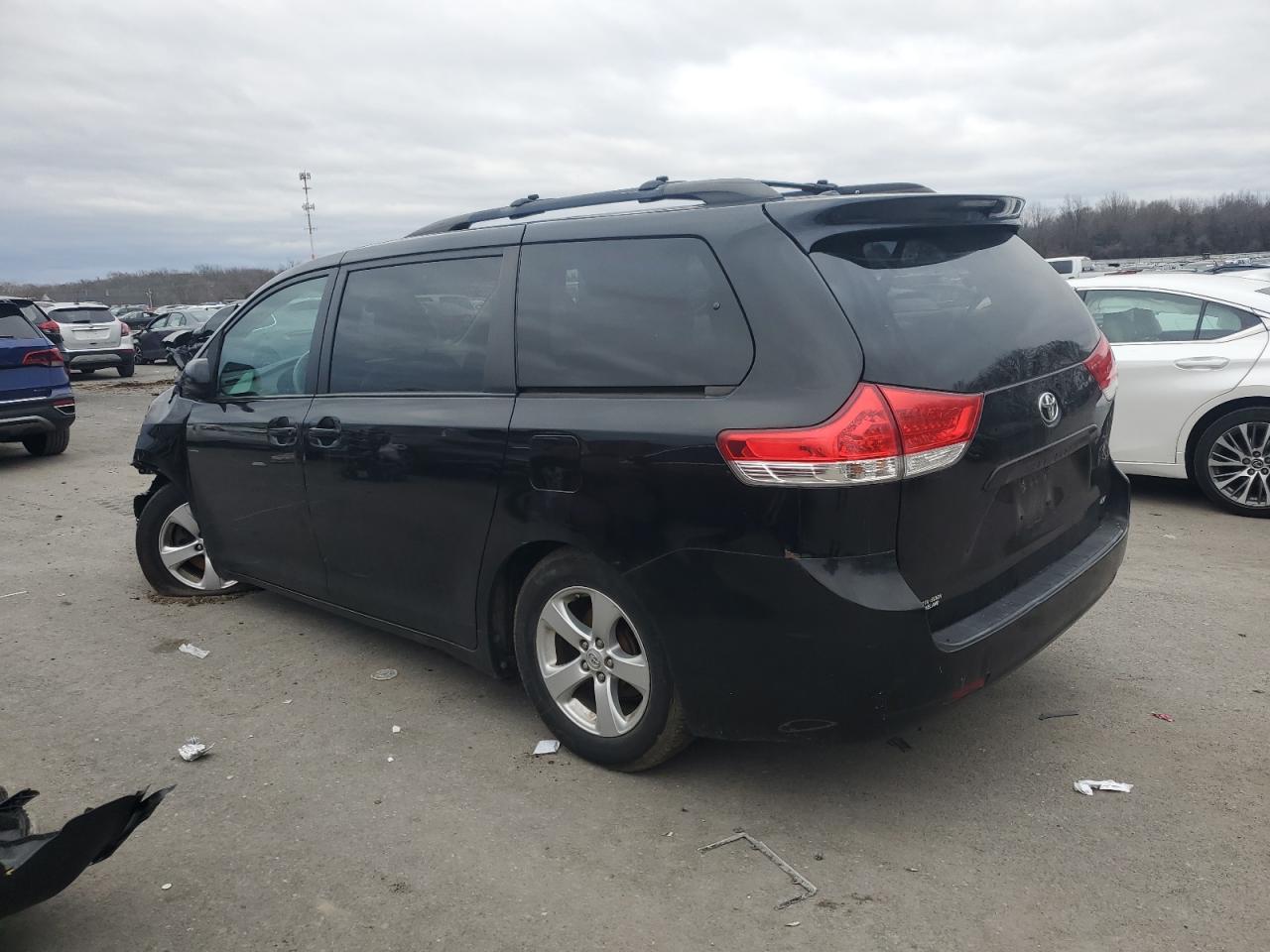 Photo 1 VIN: 5TDKK3DC0DS362843 - TOYOTA SIENNA 