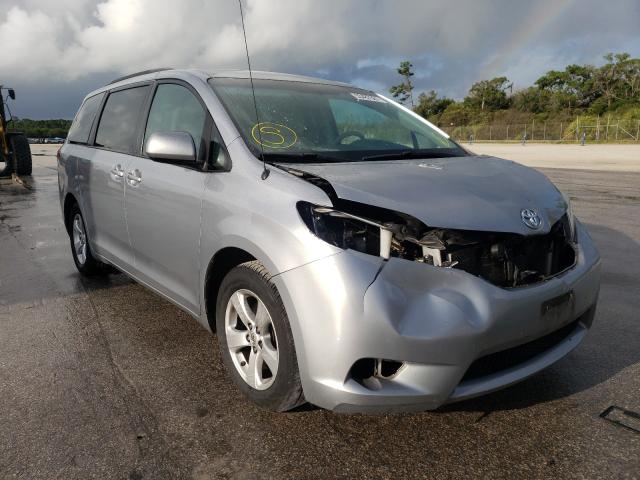 Photo 0 VIN: 5TDKK3DC0DS364348 - TOYOTA SIENNA LE 