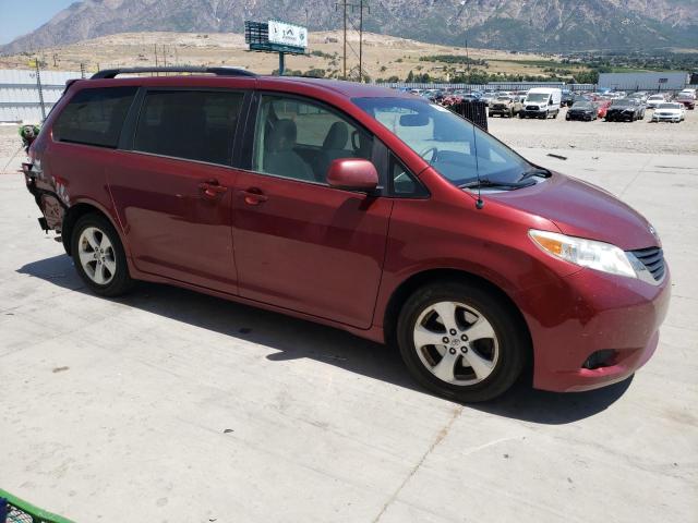 Photo 3 VIN: 5TDKK3DC0DS384907 - TOYOTA SIENNA LE 