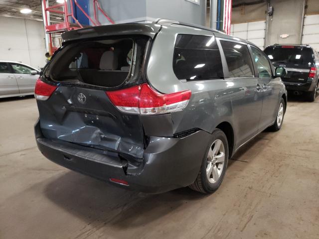 Photo 3 VIN: 5TDKK3DC0DS393929 - TOYOTA SIENNA LE 